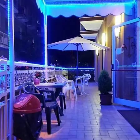 Ξενοδοχείο Ancora 2*