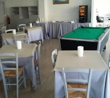 Ancora ホテル ベラーリア・イジェア・マリーナ